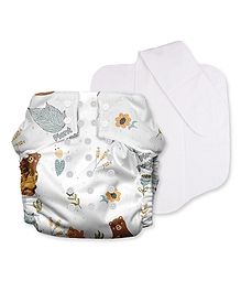 Mother Sparsh Baby Free Size Plant Powered Cloth Diaper Beary Hug Print - Multicolour