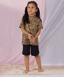 SnuggleMe Half Sleeves Seamless Cheetah Tee With Culottes - Brown