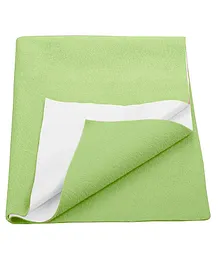 Trance Home Linen Medium Size Waterproof Breathable Hypoallergenic Soft Quick Dry sheet for Babies - Pista Green