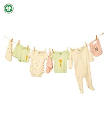 GREENDiGO Pack Of 7 Organic Cotton Animal Printed Baby Gift Set - Multi Colour
