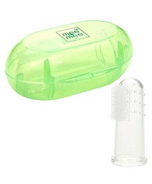 Mee Mee Finger Brush With Cover (Colour May Vary)