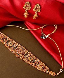 Yellow Chimes Gold Toned Stone Studded Floral Designed Choker Necklace With Earrings - Golden