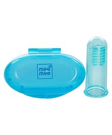 Mee Mee Unique Finger Brush (Colour May Vary)