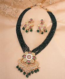 Yellow Chimes Yellow Chimes Kundan Studded Floral Detail Necklace With Pair Of Earrings - Green