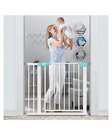 Baybee Auto Close Baby Safety Gate with Lock System - Green