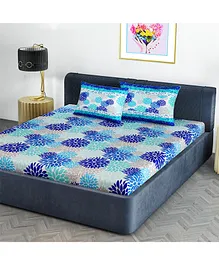 Divine Casa Floral Blend Cotton King Bedsheet with 2 Pillow Covers - Navy Blue & Cyan