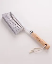 The Better Home Wood Handle Sofa Cleaning Brush - Brown