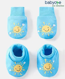 Babyoye 100% Cotton With Eco Jiva Finish Sun Face Placement Print Mittens & Booties Set - Blue