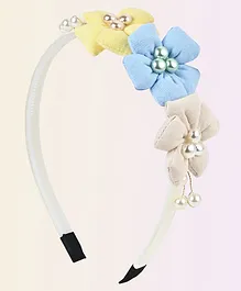 Asthetika Pearl Embellished Floral Appliqued Hair Band - White