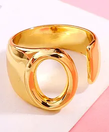 Mitali Jain Ring Featuring Initial O in 18K Gold - 7 g