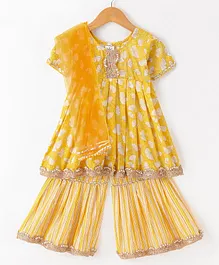 Teentaare Cotton Woven Half Sleeves Floral Print & Golden Zari Detailing Kurta & Gharara Set With Dupatta- Yellow