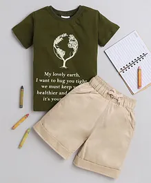BAATCHEET Half Sleeves Earth Love Printed Tee With Solid Shorts - Green