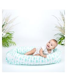 Masilo Organic Nestilo For Infant/Baby's Breathable and Soft Portable Bed, With absorbent liner, Lightweight, 0 to 8 Months - Elephant - Green