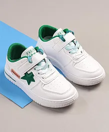 Oh! Pair Velcro Closure Star Applique Sneakers - Green & White