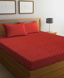Arrabi Red Leaf Handwoven Cotton Super King Size Bedsheet with 2 Pillow Covers ARBS-1772-Red