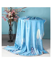 Kidlingss Leaf Printed Single Bed Fleece Blanket - Blue