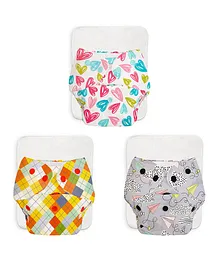 Superbottoms Pack of 6 3 Cloth Diapers &  3 Inserts Freesize Adjustable and Reusable Cloth Diaper - Multicolor