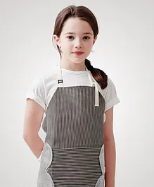 MOMISY Kitchen Cooking Apron with Pocket and 2 Stitched Towels Waterproof Adjustable Durable Stripe Kitchen Women Men Apron with Pockets Bib (Striped Brown)