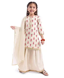 Babyhug 100% Cotton Three Fourth Sleeves Kurti Ghagra And Dupatta With Floral Print - Off White
