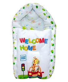 Mee Mee 3 in 1 Baby Carry Nest Sleeping Bag & Mattress With Giraffe Print - Green
