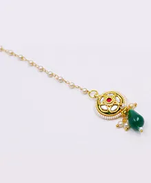 Pihoo Pearls & Jadtar Round Kundan Stone Embellished Maang Teeka - Green