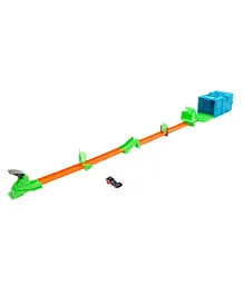 Hot Wheels Toxic-Themed Track Building Set with 1 Hot Wheels Car 10 Track Pieces - Orange