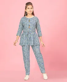 Aarika Three Fourth Sleeves Seamless Abstract Design Printed Coordinating Cotton Front Tie Up Top & Pant Set - Blue
