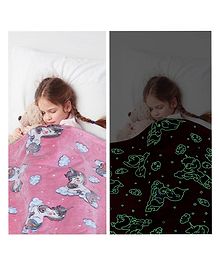 Famyo Kids Glow Blanket for Girls, 3-15 years Queen Size Blanket - Pink Unicorn