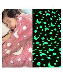 Famyo Kids Glow Blanket for Girls, 3-15 years Queen Size Blanket - Pink Stars