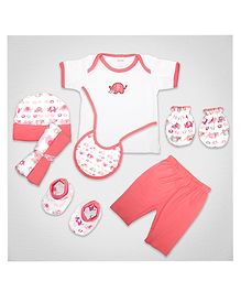 1st Step Baby Gift Set Pack of 8 (T-Shirt, Short Pant, 2 Pcs of Wash Cloths, Bonnet, Bib, A Pair of Botties and A Pair of Mittens)