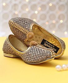 Cute Walk by Babyhug Mojaris With Pom Pom Motif - Beige