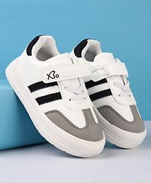 Babyoye Velcro Closure Solid  Casual Shoes - White