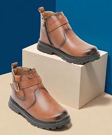 Freeplay Buckle Closure Textured Boots - Tan