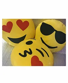 Frantic Smiley Plush Cushion Yellow - Pack of 3