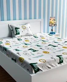 Urban Dream Single Bed Sheet Alligator And Lion l Print - White And Green