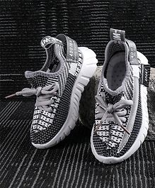 Kidlingss Lace-Up Sports Shoes - Black