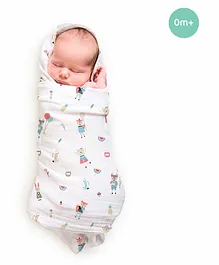 Rabitat Pamper Soft Bamboo  Swaddle Fox and Friends Print - Multicolor