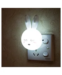 Skylofts Rabbit LED Night Lamp Plug - White