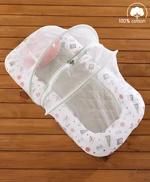 Babyhug Premium Cotton Gadda Set with Mosquito Net Sports Theme - Multicolor
