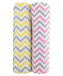 Haus & Kinder Muslin Swaddle Wrappers Chevron Theme Pack of 2 - Yellow Pink