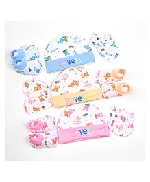 Mom's Home Cap, Mitten & Booties Set of 3 - Multicolor