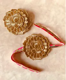 Flying Lollipop 3D Floral Resham Rakhi With Matching Hair Clip - Golden