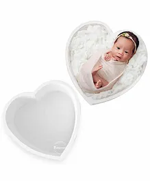 Babymoon Vintage Heart Photobooth Prop Basket - White