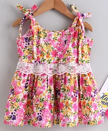 Lil Drama Sleeveless Floral Print Top - Pink