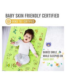 Quick Dry  Baby Bed Protector Sublimation A to Z Print Pista - Small