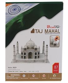 Barbie In India-Visits Taj Mahal Multicolor
