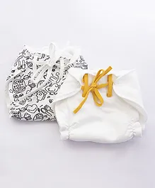 Yellow Doodle Reusable Premium Organic stay-dry Nappy - Set of 2  - White 