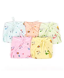 Moms Home Printed Cotton Cushioned Nappies  Pack of 5 - Multicolor