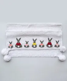 Woonie Handmade Bunny Design Blanket - White