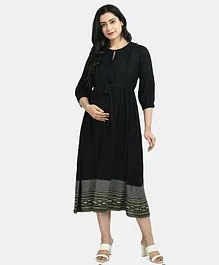 Aaruvi Ruchi Verma Three Fourth Sleeves Solid Colour Maternity Dress - Black